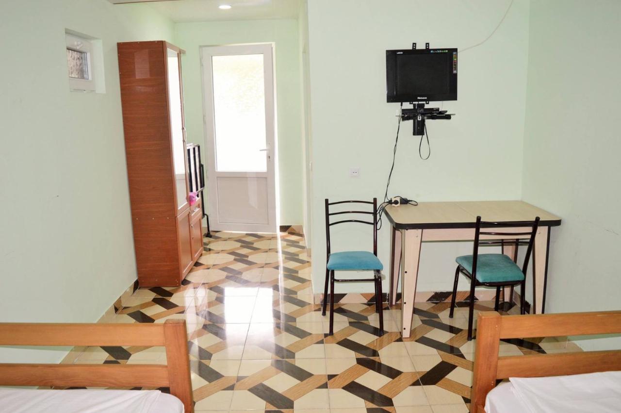 Hotel Tedi Кварели Экстерьер фото