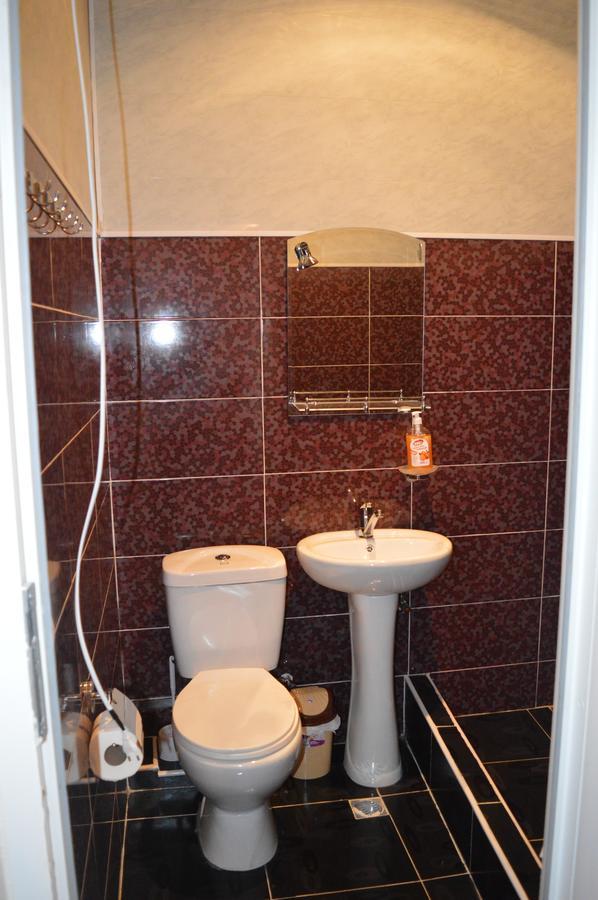 Hotel Tedi Кварели Экстерьер фото